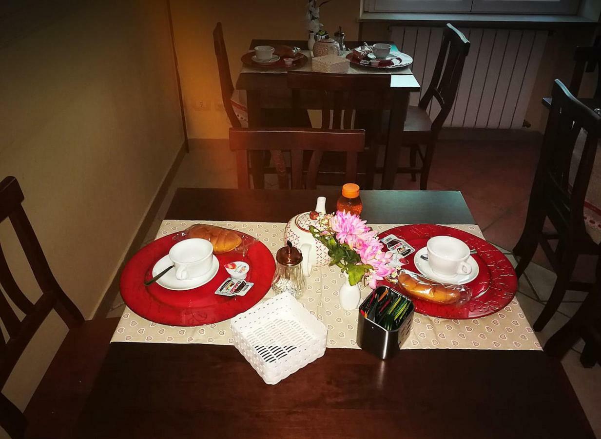 לינה וארוחת בוקר פרוג'ה Casa Perugina מראה חיצוני תמונה