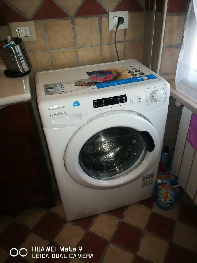 לינה וארוחת בוקר פרוג'ה Casa Perugina מראה חיצוני תמונה